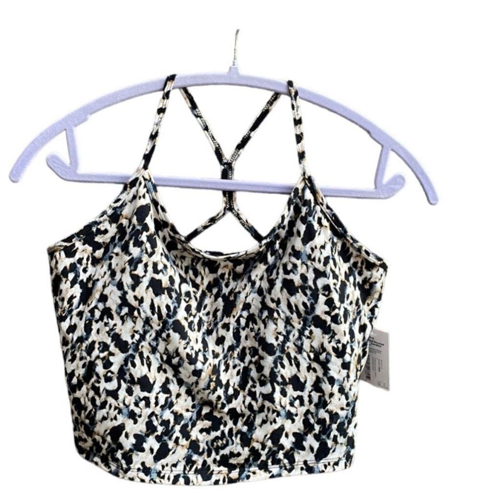CORE 10 sports Bra NWT leopard print with grey color size L